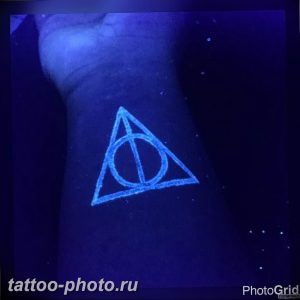 фото тату треугольник с кругом 11.12.2018 №088 - triangle with - tattoo-photo.ru